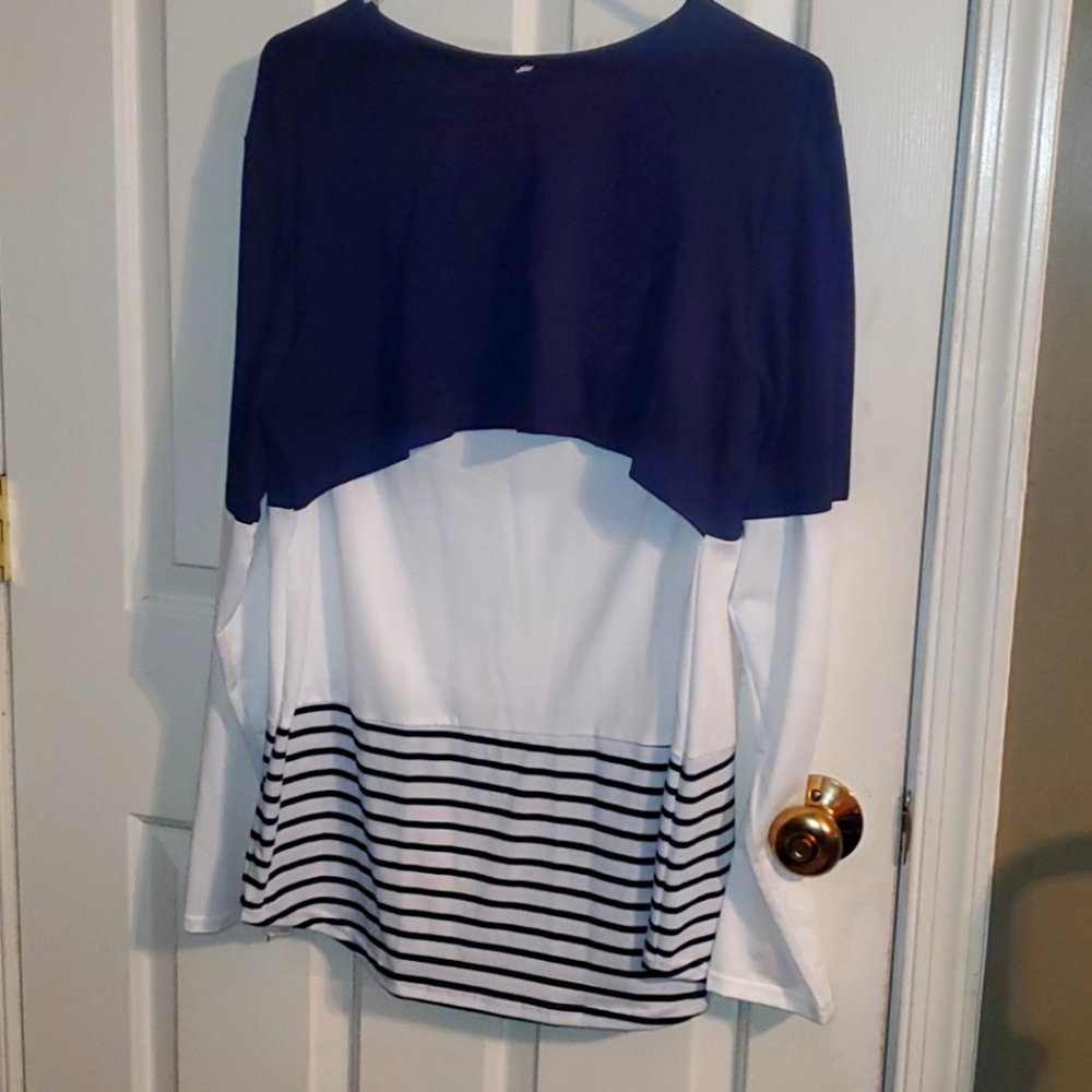 Nursing top Size XL NWT